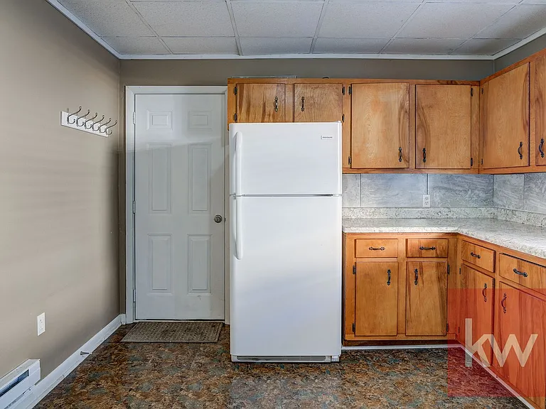 314 Wilson Ave — Photo 17