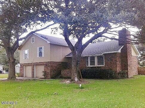 2nd image of 209 Glen Eagles Dr