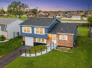 17720 Winston Dr, Country Club Hills, IL 60478