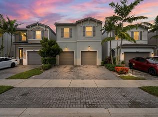 Trails At Central Parc, Tamarac, FL 33319