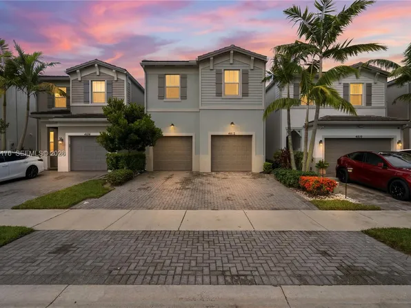 4812 NW 48th Ter, Tamarac, FL 33319