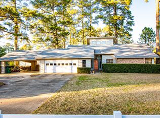 2308 Lakeview Dr, El Dorado, AR 71730