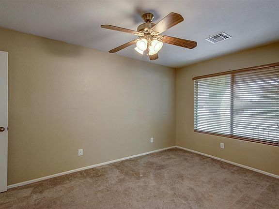 4th image of 22370 N Van Loo Dr