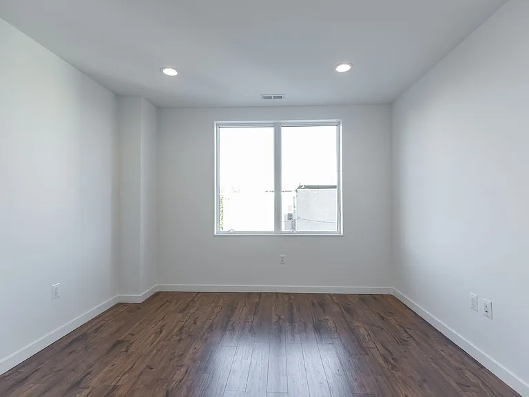 Armory Lofts — Photo 13