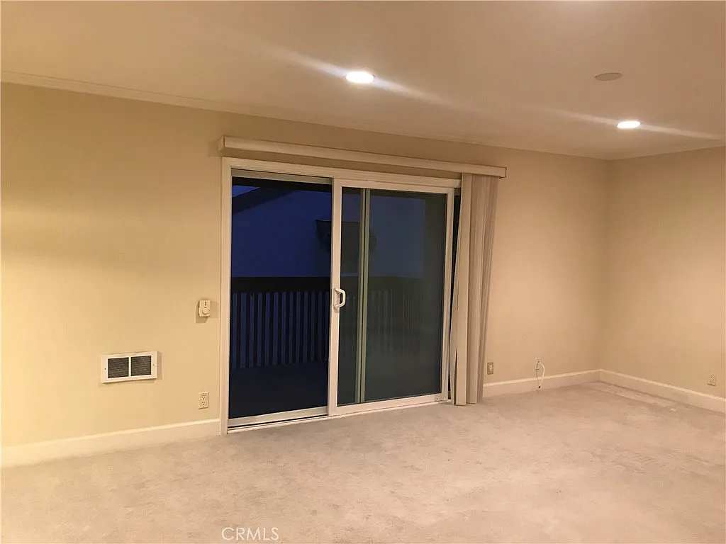 1 bed, 691 sqft, $2,595 — Photo 4