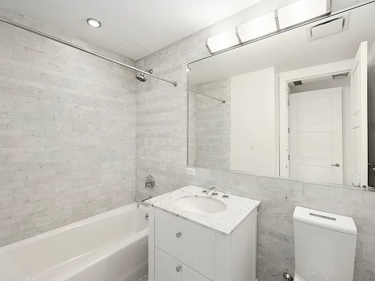 30 Park Pl #53C — Photo 6