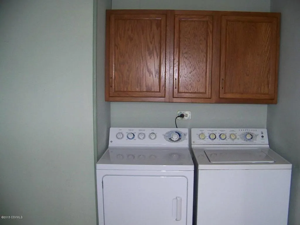 330 Catawissa Ave photo 1