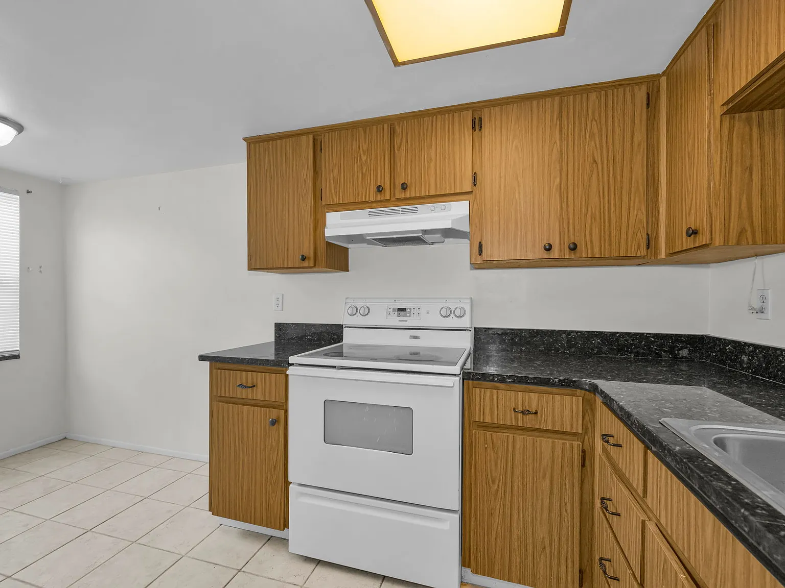 2 bedroom Villa — Photo 3