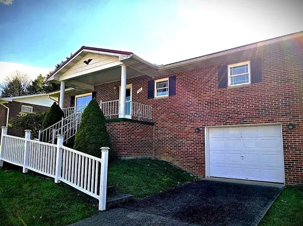 409 Hamilton St, Summersville, WV 26651
