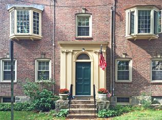 37 Rowsley St APT 6, Bridgeport, CT 06605