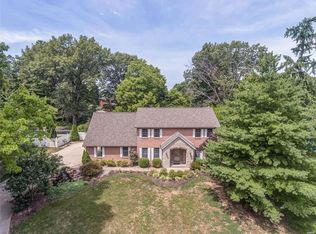 43 Ednick Dr, Swansea, IL