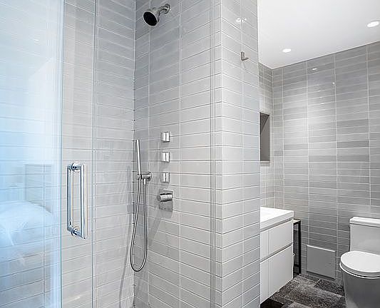 5th image of 218 E 47th St Unit 24B