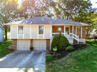 1236 NE Florence Ave, Lees Summit, MO 64086