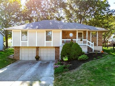 1236 NE Florence Ave, Lees Summit, MO, 64086