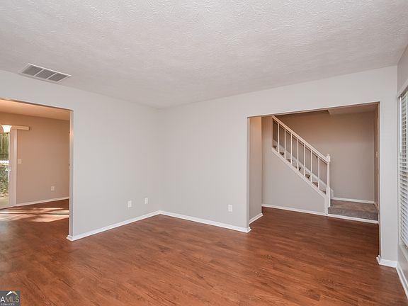 5th image of 4599 Garden Hills Dr