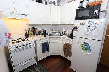 Rented by Dynamik Realty