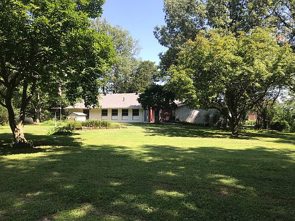 5th image of 139 County Road 300 N