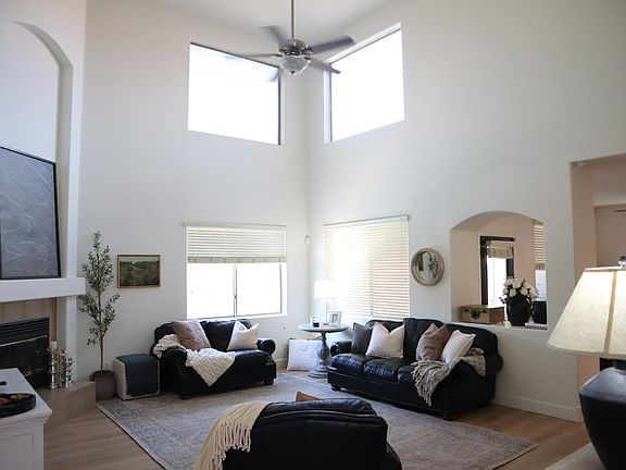 20+ foot ceilings create and sense of freedom and luxury.