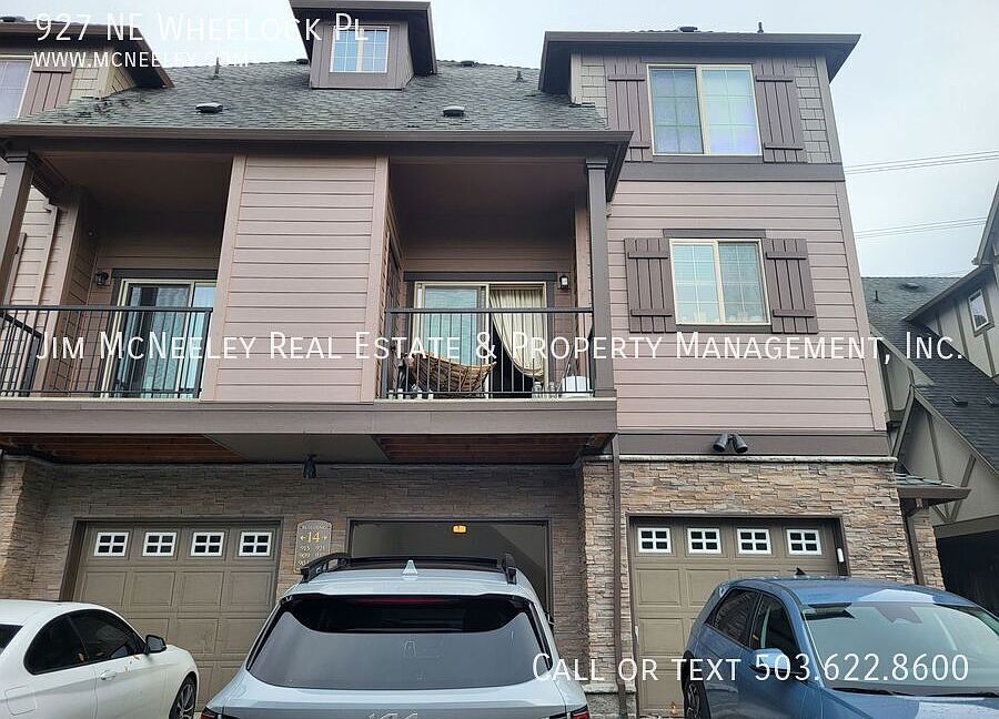 1st image of 927 NE Wheelock Pl