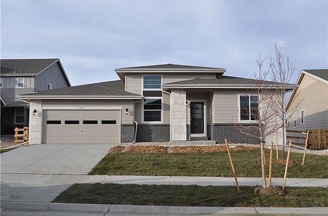 1st image of 1369 Catalpa Pl