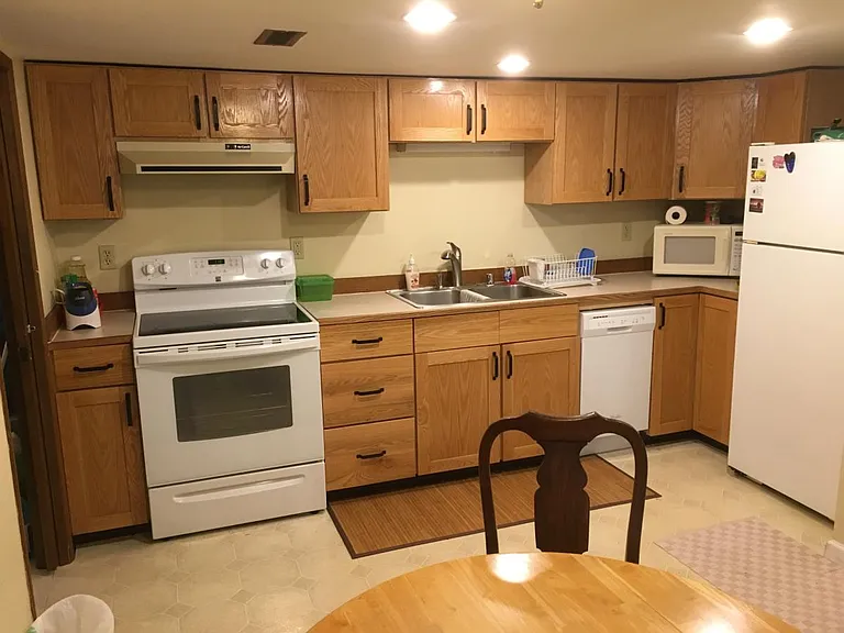 Kitchen/Dining