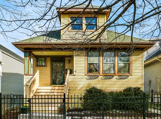 4836 W Warwick Ave, Chicago, IL 60641