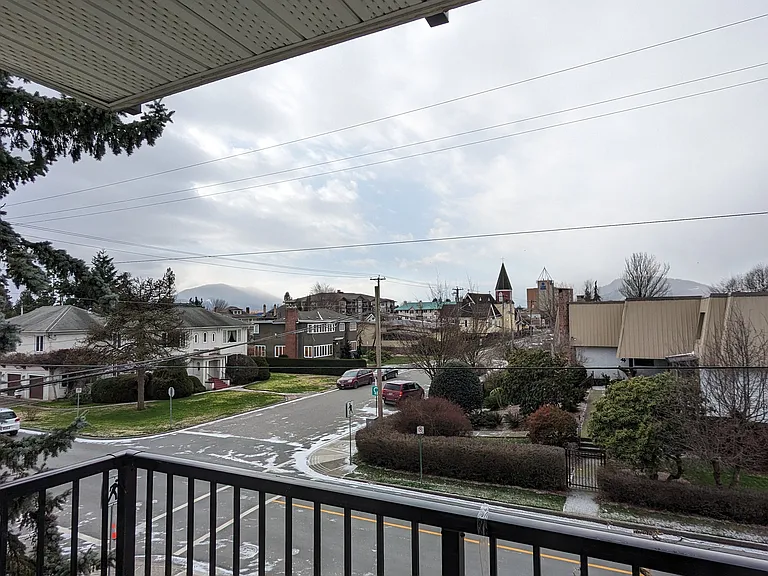 46180 Bole Ave — Photo 18