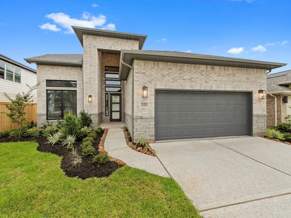 221 Silver Sage Ct, Conroe, TX 77304