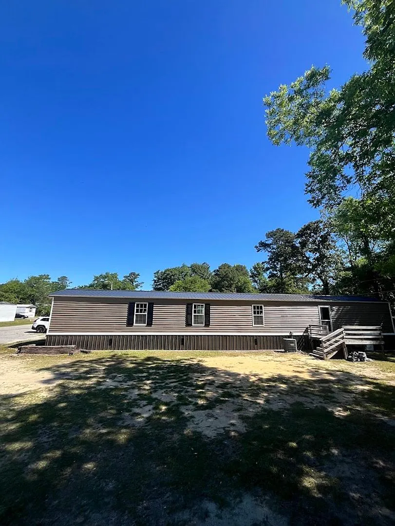 New Listing!! — Photo 4