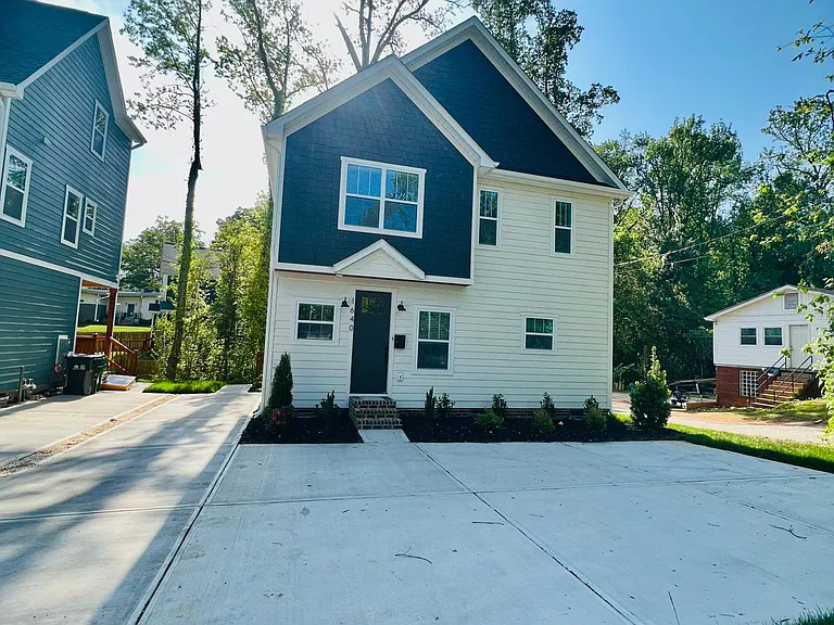 1640 Eastway Dr — Photo 15