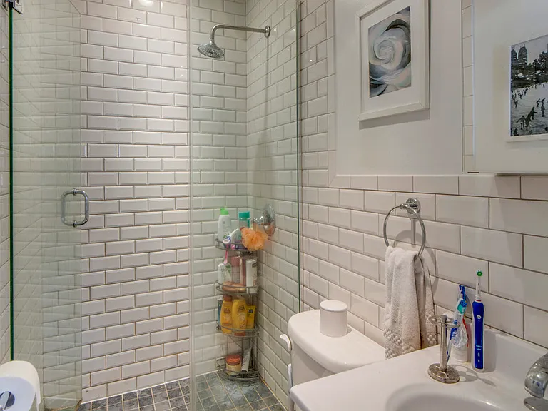 194 Avenue A #3 — Photo 8