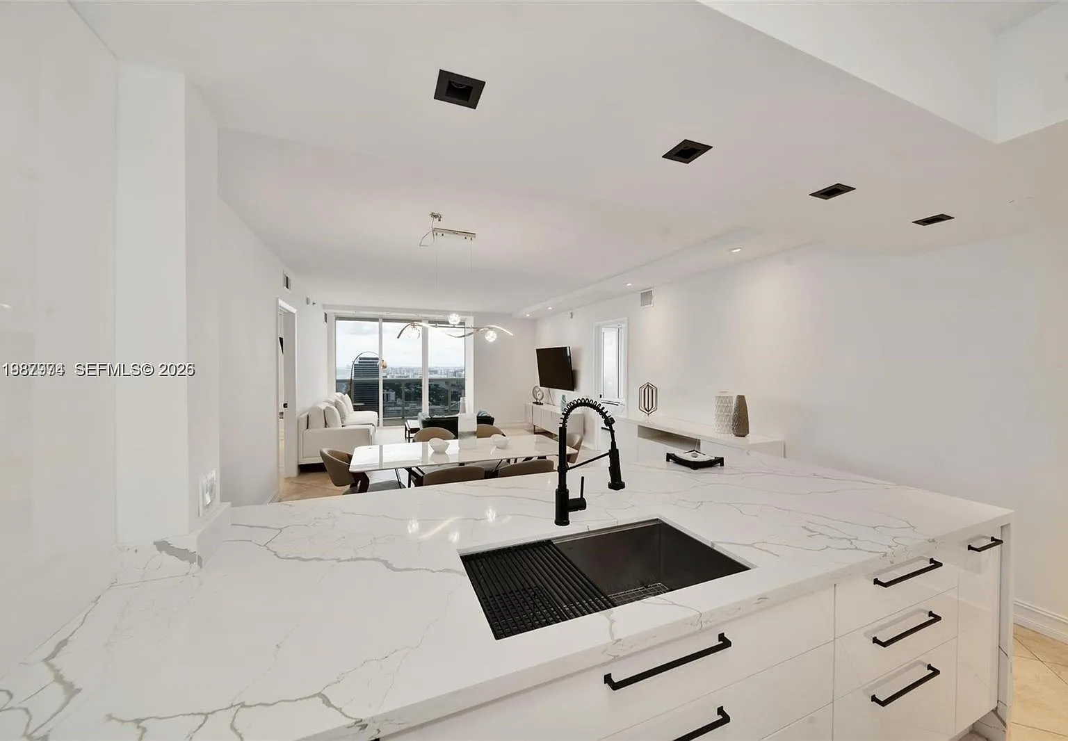 Beach Club Two Condo — Photo 4