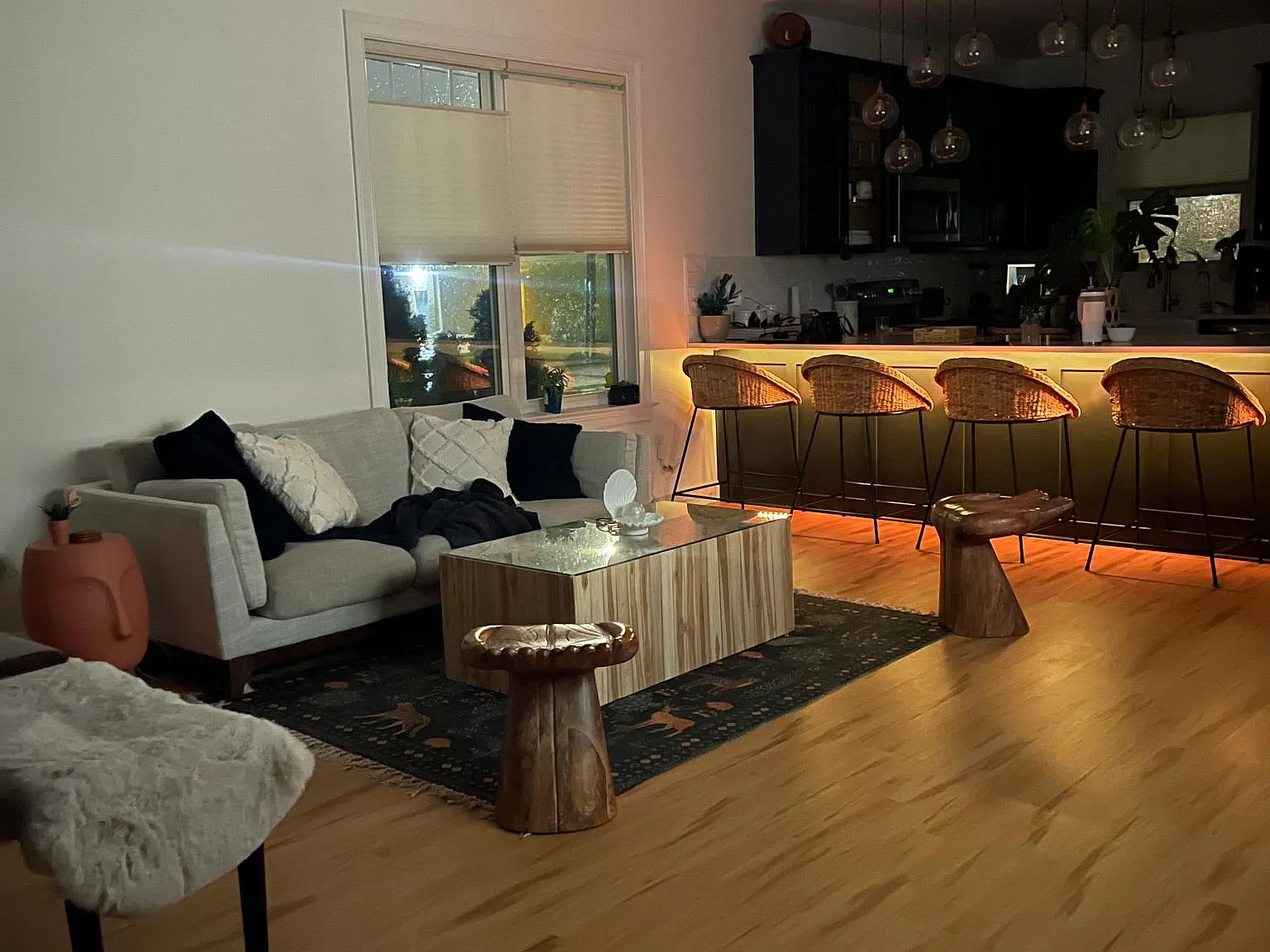 1906 Cornell Ave — Photo 2
