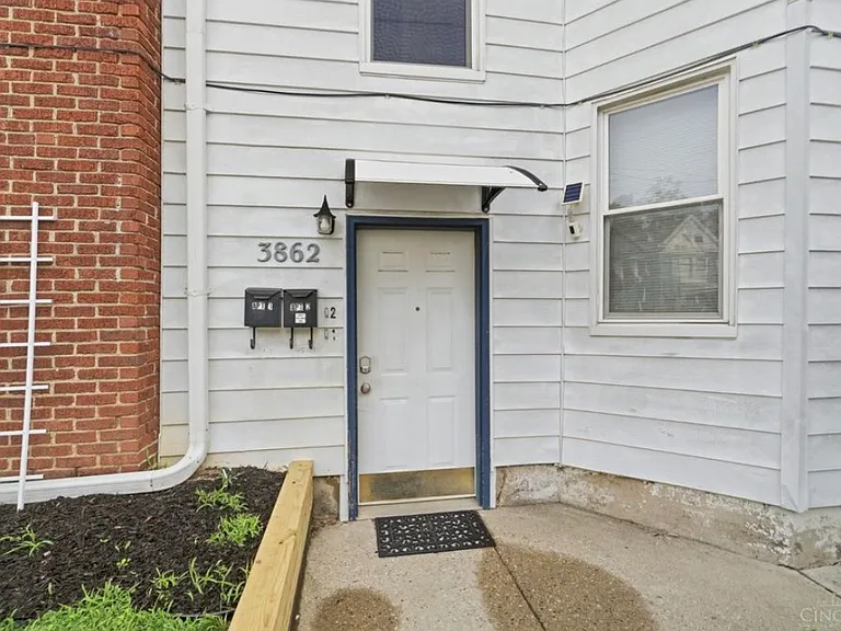 3862 Isabella Ave #3 — Photo 8