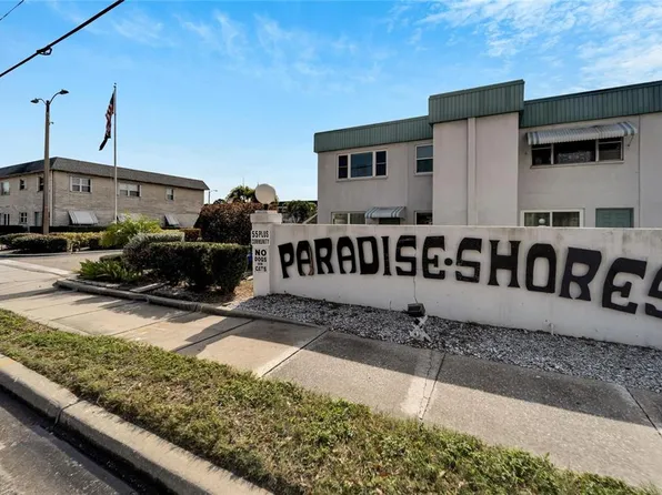 5286 81st St N APT 4, Saint Petersburg, FL 33709