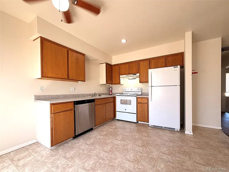 531 S Angus Ave #13 — Photo 4