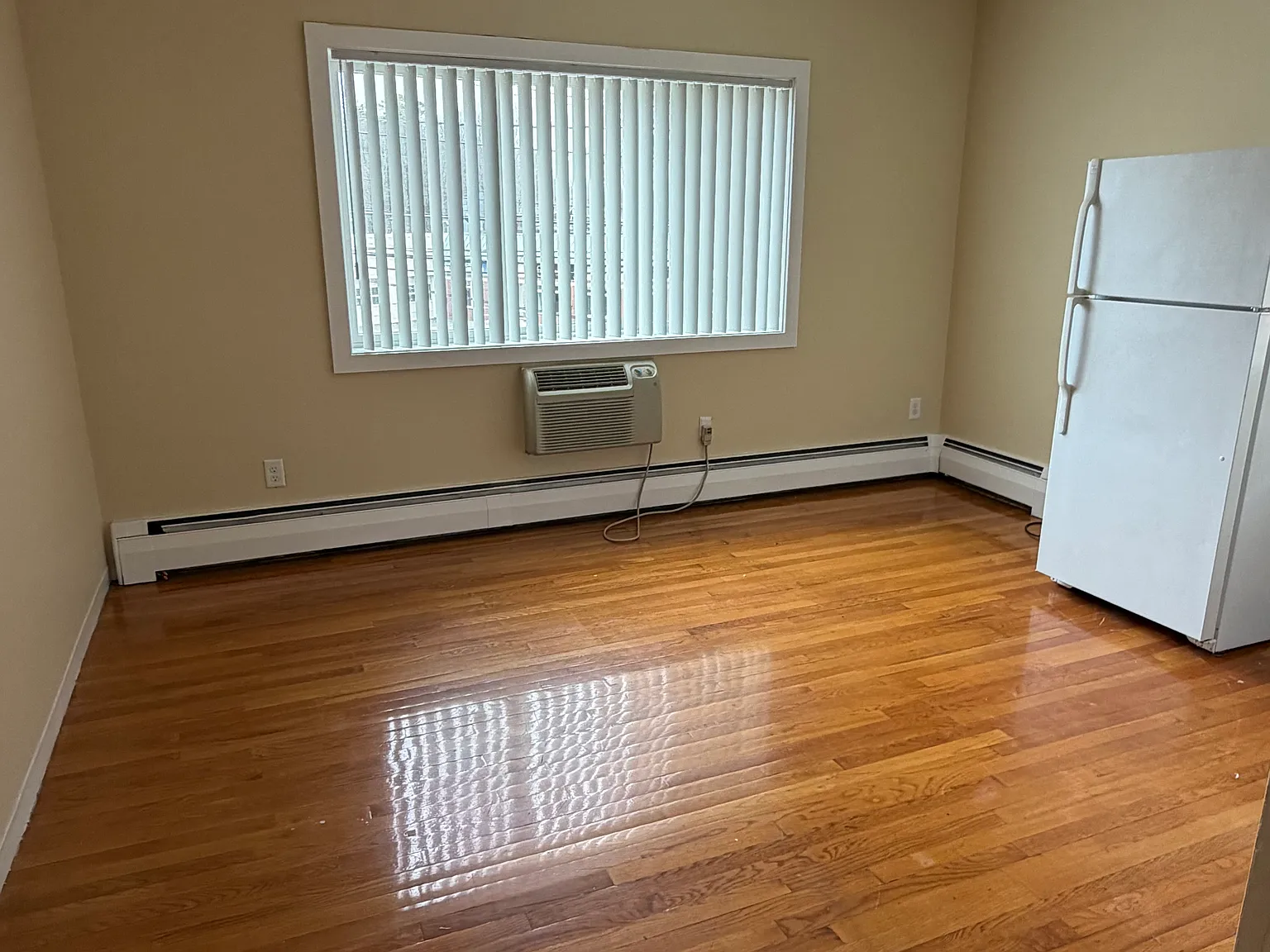 1 bed, 1.0 bath, 500 sqft, $1,850 — Photo 4