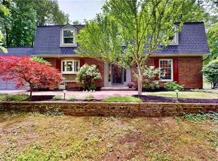 15 Alleyns Rise, Fairport, NY 14450