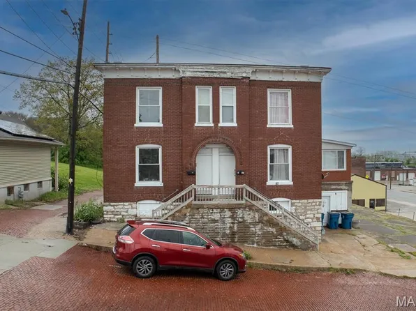 307 Spring St, Alton, IL 62002