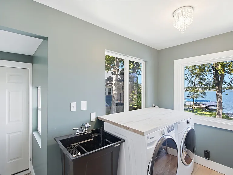 2200 S Long Lake Rd — Photo 42