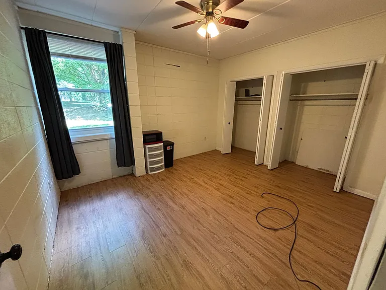 900 Brightwood Manor Dr #B-4 — Photo 16