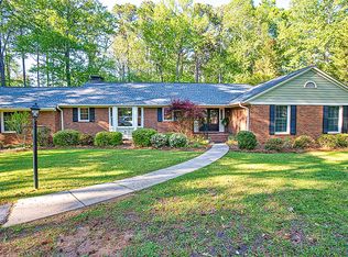 108 Hidden Lake Ct, Greenwood, SC 29646