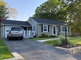 48 Calvin Rd, North Attleboro, MA 02760