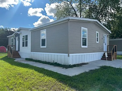 25 Oak Dr photo 1