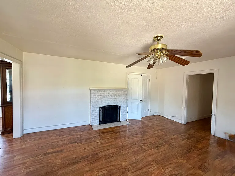 1802 Alpha Way — Photo 3