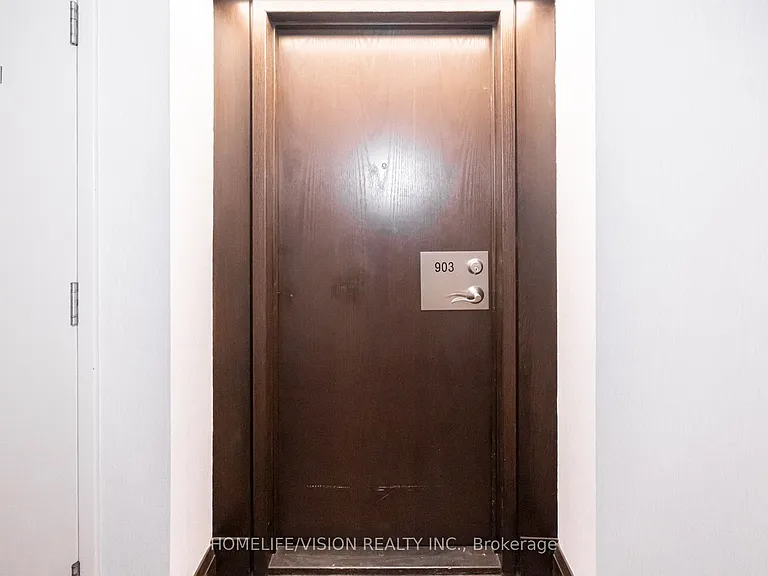 30 Greenfield Ave #903 — Photo 10