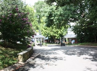 231 Green Harbor Rd APT 12, Old Hickory, TN 37138