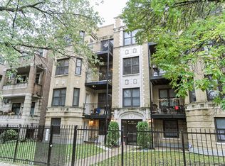 1549 W Sherwin Ave #301, Chicago, IL 60626