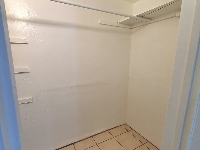 Walk in Bedroom closet
