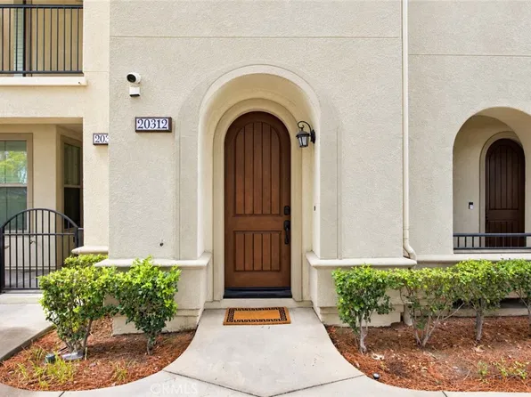 20312 Paseo Meriana, Northridge, CA 91326